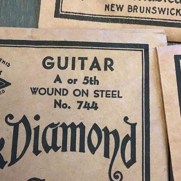 Vintage guitar, strings by black diamond set of five - Picture 5 of 7